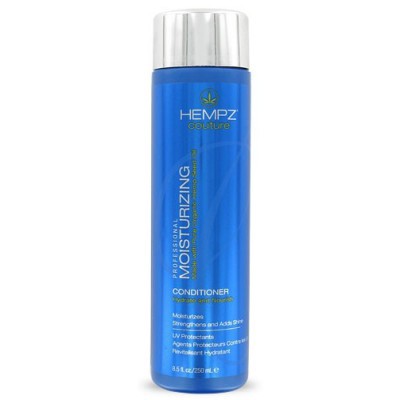 Hempz Кондиционер увлажняющий Moisturizing Conditioner 250 мл676280011670 Hempz Кондиционер увлажняющий Moisturizing Conditioner 250 мл676280011670Увлажняющий кондиционер Moisturizing Conditioner придает волосам мягкость и наполняет их живительной силой. Кондиционер на длительное время сохраняет цвет натуральных и окрашенных волос, оберегает их от термического воздействия потоков горячего воздуха и солнечного излучения. Активно предотвращает вымывание цвета, блокирует действие жестких компонентов воды. Moisturizing Conditioner не содержит глютенов и парабенов и на 100% состоит из натуральных растительных компонентов. Состав активных компонентов: конопляный экстракт, конопляное, кукурузное, кунжутное и соевое масло, гидролизированные пшеничные и соевые протеины, производная гуаровой смолы, экстракты настурции, крапивы, арники, розмарина и пантенол.