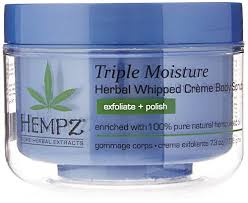 Hempz Скраб для тела Тройное увлажнение Triple Moisture Herbal Body Scrub 176 г676280022157 Hempz Скраб для тела Тройное увлажнение Triple Moisture Herbal Body Scrub 176 г676280022157Растительный скраб для тела с натуральным маслом семян конопли и эксклюзивным увлажняющим комплексом Тройное Увлажнение. Кристалы сахара мягко и бережно отшелушивают, богатый витамином С анти-возрастной экстракт яблока обновляет и омолаживает кожу. Содержить экстракт императы для гладкости и упругости. Веган