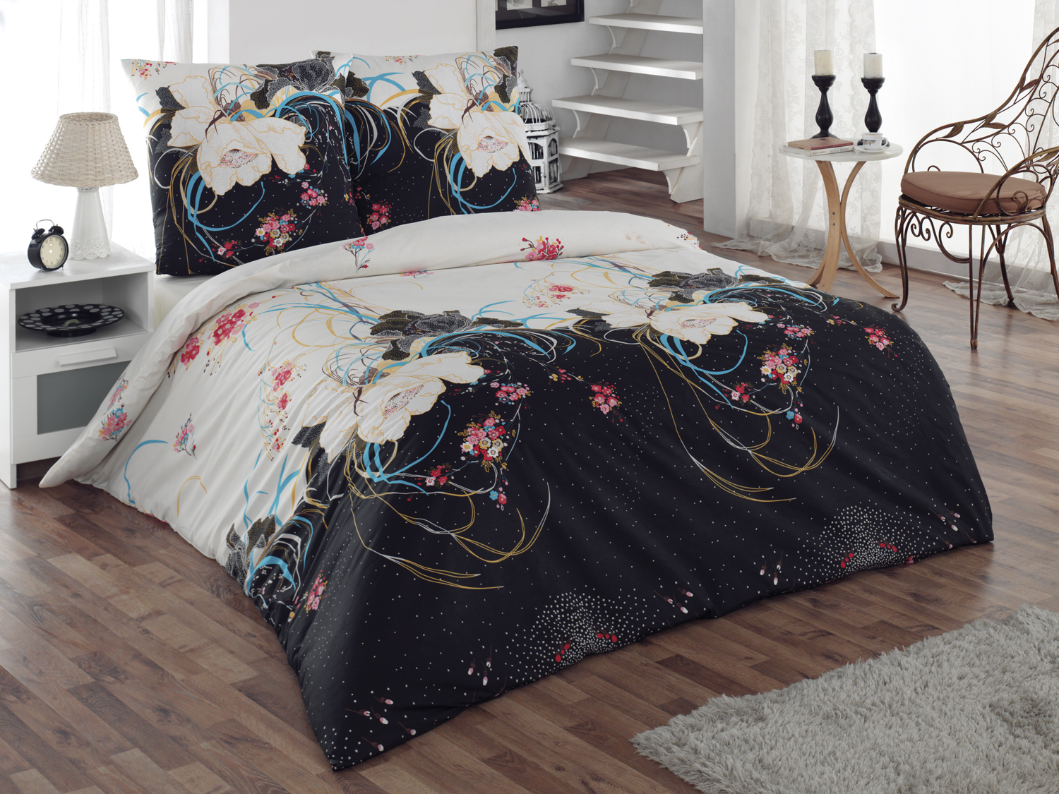 Комплект белья Tete-a-Tete Classic Интрига, семейный, наволочки 70х70. К-8069п + ПОДАРОК: Простыня ЭГО, 220 х 220 смК-8069п Комплект белья Tete-a-Tete Classic Интрига, семейный, наволочки 70х70. К-8069п + ПОДАРОК: Простыня ЭГО, 220 х 220 смК-8069пКомплект белья Tete-a-Tete Classic Интрига является экологически безопасным для всей семьи, так каквыполнен из бязи (100% натурального хлопка). Комплект состоит из двух пододеяльников, простыни и двух наволочек.Постельное белье имеет изысканный внешний вид, яркую цветовую гамму и оригинальный рисунок. Гладкая структура делает ткань приятной на ощупь, мягкой и нежной, при этом она прочная и хорошо сохраняетформу. Ткань легко гладится, не линяет и не садится. Благодаря особой плотности ткани и отличному качествубелье выдерживает в 5 раз больше стирок. Комплект постельного белья Tete-a-Tete Classic Интрига станет отличным дополнением вашего интерьера иподарит гармоничный сон. Простыня ЭГО выполнена из бязи (натурального хлопка) высокого качества, оформленной принтом в полоску.Экологически чистый материал обеспечивает высокую гигиеничность простыни.Выбрав простыню нужнойвам расцветки, вы можете легко комбинировать ее с различным постельным бельем.Размер простыни ЭГО: 220 х 220 см.