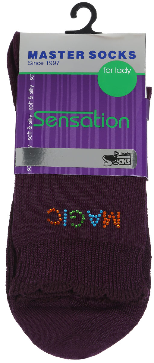Носки женские Master Socks, цвет: бордовый. 85712. Размер 2385712 Носки женские Master Socks, цвет: бордовый. 85712. Размер 2385712Удобные носки Master Socks, изготовленные из высококачественного комбинированного материала, очень мягкие и приятные на ощупь, позволяют коже дышать.Эластичная резинка плотно облегает ногу, не сдавливая ее, обеспечивая комфорт и удобство. Носки дополнены полупрозрачным орнаментом и оформлены аппликацией из стразов в виде надписи. Манжета изделия дополнена рюшами.Практичные и комфортные носки великолепно подойдут к любой вашей обуви.