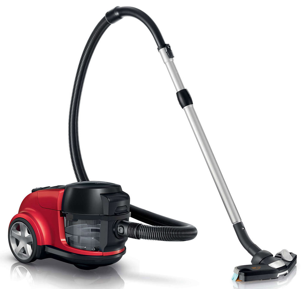 Philips FC8950/01 безмешковый пылесос с аквафильтромFC8950/01 Philips FC8950/01 безмешковый пылесос с аквафильтромFC8950/01Пылесос Philips AquaAction с технологией водной фильтрации AquaWeb сочетает в себе мощную систему очистки, эффективную противоаллергенную систему и простоту использования. Пусть вода сделает всю работу за Вас.Технология водной фильтрации AquaWeb обеспечивает высокую эффективность уборки в 2 этапа: 1) Фильтр AquaWeb оснащен двумя уровнями лопастей, которые создают плотную сеть водяных капель. При прохождении воздуха через эту сеть капли удерживают пыль, не позволяя ей попасть наружу. 2) Специальный разделитель отделяет воздушный поток от грязной воды, поэтому из пылесоса выходит только чистый воздух.Эффективная уборкаЗащита воздуха от пыли благодаря технологии водной фильтрации AquaWebМотор 2000 Вт для максимальной мощности всасывания 275 ВтСвежий и чистый воздух в вашем домеФильтр Ultra Clean Air HEPA 13 с уровнем фильтрации 99,95 %Эффективен как с использованием специальных непенящихся моющих или парфюмированных средств, так и без них