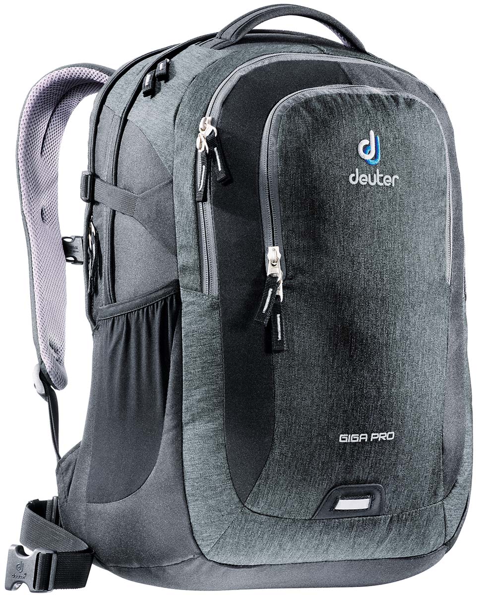 Рюкзак Deuter Daypacks Giga Pro, цвет: черный, серый, 31 л80434_7712 Рюкзак Deuter Daypacks Giga Pro, цвет: черный, серый, 31 л80434_7712Городской рюкзак Deuter Giga Pro правильный выбор для тех, кто ищет профессиональный рюкзак: все принадлежности идеально расположены и защищены.Имеется специальное мягкое съемное отделение для ноутбука. Система спинки Airstripes, большое основное отделение, в котором помещаются папки для бумаг , дно имеет мягкую подкладку, компрессионные стропы, удобная ручка для переноски, большой передний карман на молнии с органайзером, съемный набедренный ремень, петля с отражателем, второе основное отделение, со съемной мягкой сумкой под ноутбук 15,6 дюймов, боковой сетчатый карман.