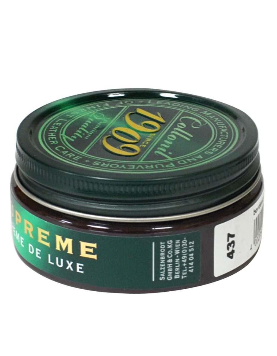 Крем для обуви Collonil 1909 Creme De Luxe, цвет: вишня, 100 мл7954 437 Крем для обуви Collonil 1909 Creme De Luxe, цвет: вишня, 100 мл7954 437Collonil 1909 Creme De Luxe - крем-люкс для эксклюзивного ухода за изделиями из высококачественной и чувствительной гладкой кожи. Интенсивно питает, увлажняет и придает ультра блеск с помощью уникального сочетания масел и воска высочайшего качества. Результат - оживление цвета, совершенный блеск и сверкающая кожа. Легкая, гелеобразная рецептура не содержит растворителей и имеет приятный запах парфюма.