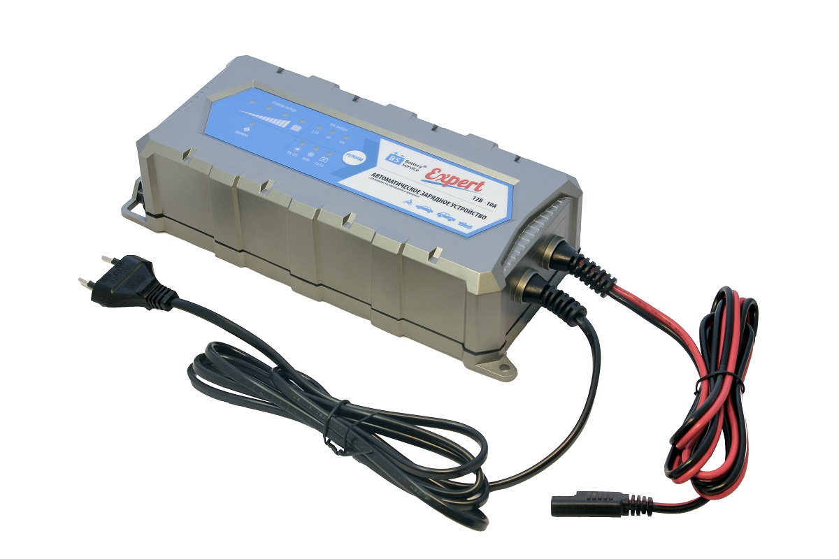 Зарядное устройство Battery Service Expert. PL-C010PPL-C010P Зарядное устройство Battery Service Expert. PL-C010PPL-C010PМногоступенчатое зарядное устройство Battery Service Expert оснащено режимами тестирования, восстановления глубокоразряженных аккумуляторных батарей, десульфатации и хранения. Интеллектуальное управление микропроцессором. Заряжает все типы 12В свинцово-кислотных аккумуляторных батарей, в том числе AGM, GEL, кальциевые Ca/Ca. Устройство защищено от короткого замыкания, переполюсовки, перегрева. Пыле и влагозащищенный корпус с классом защиты IP65. Battery Service Expert рекомендуется для АКБ от 5 Ач до 240 Ач. В комплект устройства входят аксессуары - кольцевой разъем постоянного подключения и зажимы типа крокодил. Совместимо с аксессуарами сторонних производителей с разъемом SAE.Сеть: 100-240В, 50/60 Гц.Мощность: 175 Вт.Напряжение окончания заряда: 14,4В (свинцово-кислотные/гелевые батареи), 14,7В (AGM батареи), 16В (кальциевые батареи).Ток заряда: 2,5 А, 6 А, 10 А.Минимальное остаточное напряжение батареи: 2В.Типы аккумуляторных батарей: любые 12В свинцово-кислотные батареи (SLA, AGM, GEL) или 12В кальциевые батареи (Ca/Ca).Рекомендуемая емкость батарей: 5-240 Ач.Емкость батарей для длительного хранения: 5-300 Ач.Тестирование при подключении: 4 результата.Класс защиты: IP65.Вес: 0,82 кг.Температура окружающей среды: от -20°С до +40°С.