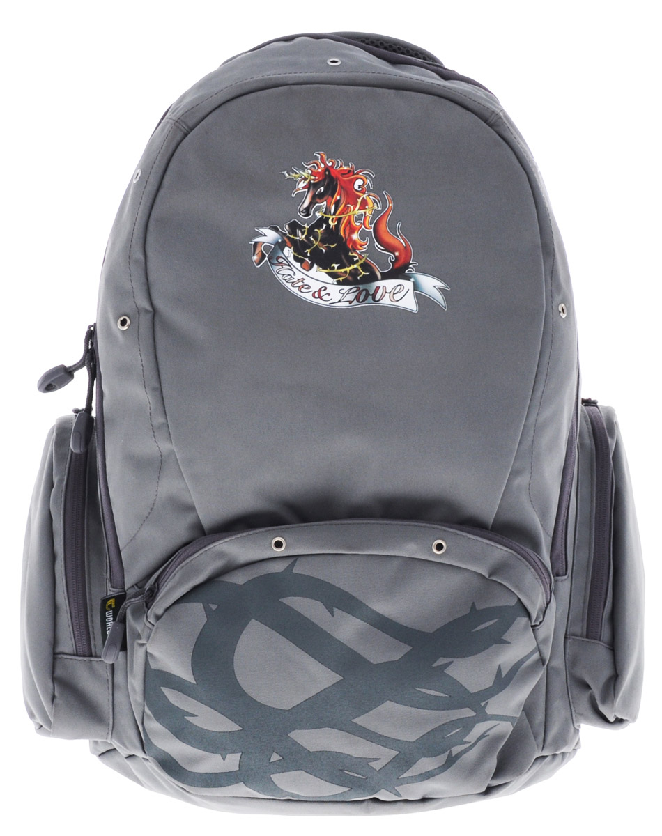 Tiger Enterprise Рюкзак детский Hate & Love8603/TG_серый Tiger Enterprise Рюкзак детский Hate & Love8603/TG_серыйУдобный детский рюкзак Tiger Enterprise Hate & Love - это красивый и стильный рюкзак, который подойдет всем, кто хочет разнообразить свои школьные будни.Благодаря анатомической рельефной спинке, повторяющей контур спины и двум эргономичным плечевым ремням, длина которых регулируется, у ребенка не возникнут проблемы с позвоночником. Рюкзак выполнен из качественного и прочного материала.Рюкзак имеет одно основное отделение, которое закрывается на застежку-молнию с двумя бегунками. Внутри отделения расположен вместительный накладной карман на резинке и небольшой пришивной кармашек на молнии. По бокам рюкзака расположены два накладных кармана на молниях, на лицевой стороне - вместительный карман на молнии. Изделие оснащено удобной ручкой для переноски в руках и петлей для подвешивания.Детский рюкзак Tiger Enterprise Hate & Love станет незаменимым спутником вашего ребенка в походах за знаниями.