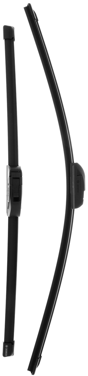 Щетка стеклоочистителя Bosch AR991S, бескаркасная, со спойлером, длина 57,5/65 см, 2 шт3397118991 Щетка стеклоочистителя Bosch AR991S, бескаркасная, со спойлером, длина 57,5/65 см, 2 шт3397118991Комплект Bosch AR991S состоит из двух бескаркасных щеток разного размера. Щетки выполнены по современной технологии из высококачественных материалов и предназначены для установки на переднее стекло автомобиля. Отличаются высоким качеством исполнения и оптимально подходят для замены оригинальных щеток, установленных на конвейере. Обеспечивают качественную очистку стекла в любую погоду.AEROTWIN - серия бескаркасных щеток компании Bosch. Щетки имеют встроенный аэродинамический спойлер, что делает их эффективными на высоких скоростях, и изготавливаются из многокомпонентной резины с применением натурального каучука. Комплектация: 2 шт.