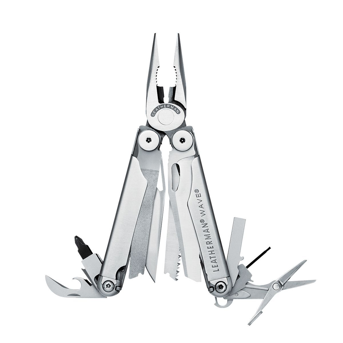 Мультитул Leatherman Wave. 830079830079 Мультитул Leatherman Wave. 830079830079Нож прямой, нож серрейторный (ножи открываются одной рукой), напильник по дереву и металлу, алмазный напильник, пила, кусачки, битодержатель, 5 отверток (2 - часовые), консервный нож, открывалка для бутылок, страховочное кольцо. Все опции фиксируются от случайного закрытия или выпадания. Длина мультитула в сложенном состоянии - 10 см. Вес - 241 гр. Без покрытия. Нейлоновый чехол. Картонная упаковка. Гарантия - 25 лет.