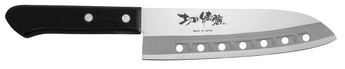 Нож поварской Tojiro Rasp Series, длина лезвия 16,5 смFA-63 Нож поварской Tojiro Rasp Series, длина лезвия 16,5 смFA-63Поварской нож Tojiro Rasp Series изготовлен из высококачественной нержавеющей стали, обладающей высокой твердостью и устойчивостью к коррозии. К ножам Rasp Series от Tojiro продукты не прилипают. Это способствует более быстрому и комфортному приготовлению ваших любимых блюд.Правила эксплуатации: - Хранить нож следует в сухом месте. - После использования, промойте нож теплой водой и протрите насухо. - Оставление ножа в загрязненном состоянии может привести к образованию коррозии. Запрещается: - Мыть нож в посудомоечной машине. - Хранить ножи в одной емкости со столовыми приборами.- Резать на твердых поверхностях: каменных столешницах, керамических тарелках, акриловых досках. - Запрещается нецелевое использование ножа: вскрывать консервные банки, разрезать кости, скоблить твердые поверхности, резать замороженные продукты. Правка производится легкими движениями на водном камне или мусате. Заточка ножа - сложный технологический процесс, должен производиться профессионалом на специальном оборудовании.Уважаемые клиенты! В случае несоблюдения правил эксплуатации, нож не подлежит гарантийному обслуживанию.