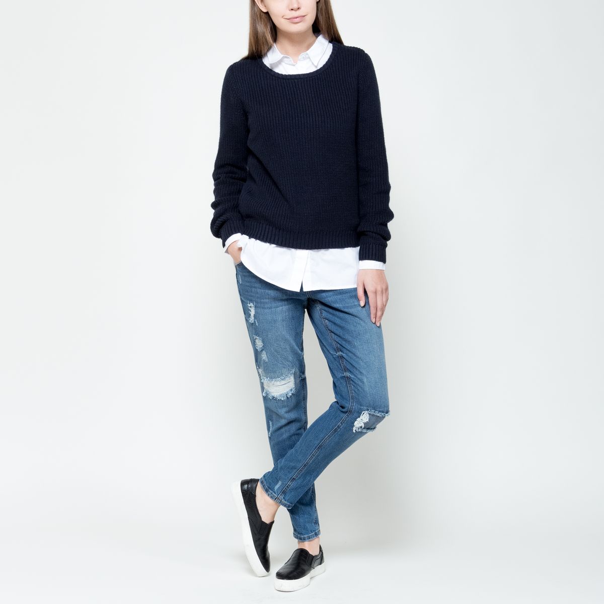 Джемпер женский Sela Casual, цвет: темно-синий. JR-314/1053-6332. Размер XL (50)JR-314/1053-6332 Джемпер женский Sela Casual, цвет: темно-синий. JR-314/1053-6332. Размер XL (50)JR-314/1053-6332Женский джемпер Sela Casual изготовлен из хлопка и акрила. Модель с круглым вырезом горловины и длинными рукавами оформлена оригинальной вязкой. Горловина, манжеты рукавов и низ джемпера связаны резинкой.