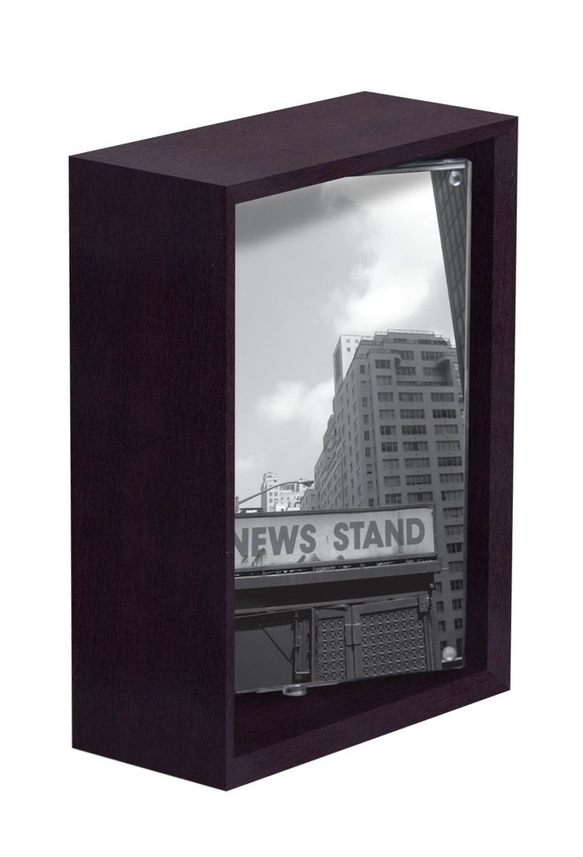 Набор фоторамок HomeMaster, цвет: темно-коричневый, 15 x 11 x 5 см, 6 шт84147Espresso Набор фоторамок HomeMaster, цвет: темно-коричневый, 15 x 11 x 5 см, 6 шт84147EspressoНабор HomeMaster состоит из 6 одинаковых деревянных рамок для фотографий с оргстеклом. Фотографии фиксируются между двух стекол, а стекла крепятся между собой магнитами зафиксированными по углам. За счет этого фоторамка является двухсторонней. Для фото 8 х 13 см.