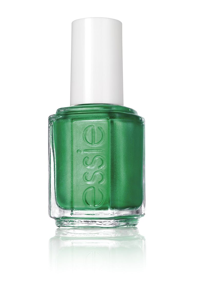 Essie professional Лак для ногтей Shimmer brights 989 У РУЛЯ, 13,5 млP1244300 Essie professional Лак для ногтей Shimmer brights 989 У РУЛЯ, 13,5 млP1244300Essie professional - эксперт салонного маникюра в США с 1981 года, был основан в Нью-Йорке Эсси Вайнгартен. Essie professional любят за уникальный подход к цвету, неповторимые названия, которые задали тренд в нейл индустрии. Essie professional - это современный тренд для бьюти профессионалов, инсайдеров индустрии, знаменитостей и модных женщин более чем в 100 странах мира. Авторитет в мире цвета Essie professional блистает на подиумах всего мира от Нью-Йорка до Парижа. Звездная линейка уходов и более 900 оттенков созданными за всю историю бренда полностью соответствуют всем стандартам безопасности. Essie предлагает изысканные коллекции, созданные эксклюзивно Международным Директором по Цвету Ребеккой Минкофф, известным Нью-Йоркским дизайнером.