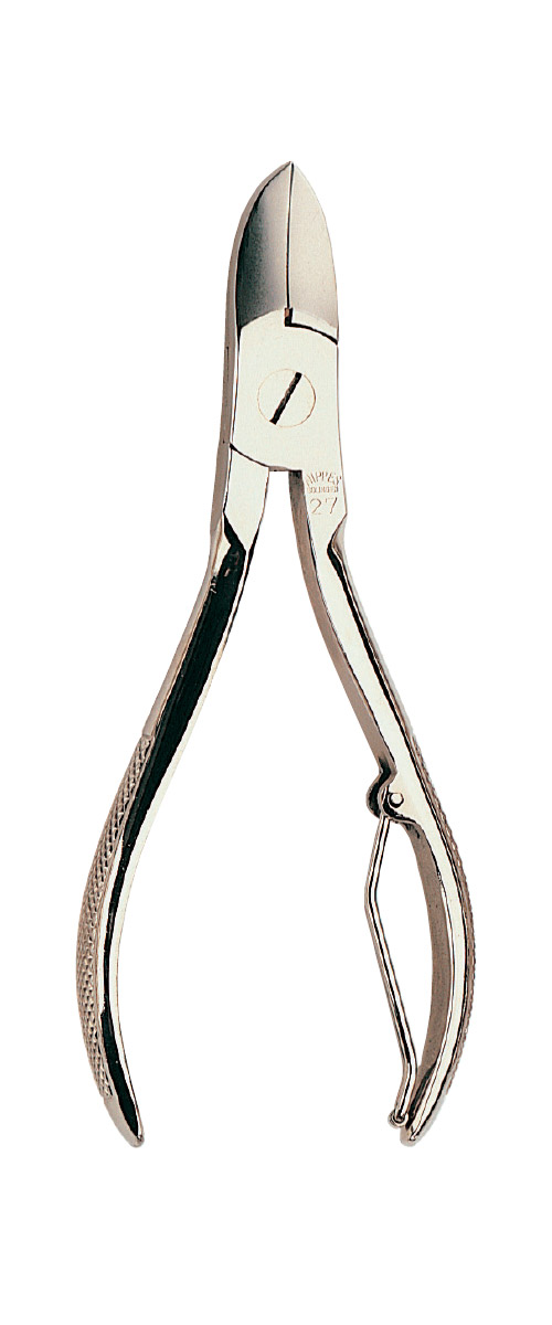 Nippes Кусачки для маникюра, 12 см. 2727 Nippes Кусачки для маникюра, 12 см. 2727Кусачки для ногтей из высококачественной стали. Длина кусачек 12 см, длина лезвия 7 мм, соединение встык.Хранить в сухом недоступном для детей месте.Срок годности не ограничен.Замена изделия не осуществляется в следующих случаях:- Использование не по назначению- Самостоятельный ремонт- Нарушение условий хранения