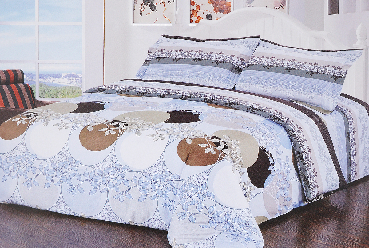 Комплект белья Soft Line, 1,5-спальный, наволочки 50х70, цвет: голубой, серый, коричневый10372 Комплект белья Soft Line, 1,5-спальный, наволочки 50х70, цвет: голубой, серый, коричневый10372Комплект белья Soft Line, выполненный из сатина (100% хлопка), состоит из пододеяльника, простыни и двух наволочек. Сатин - прочная, легкая и мягкая на ощупь ткань. Не линяет при стирке и легко гладится. Эта ткань традиционно считается одной из лучших для изготовления постельного белья.Приобретая комплект постельного белья Soft Line, вы можете быть уверенны в том, что покупка доставит вам и вашим близким удовольствие и подарит максимальный комфорт.