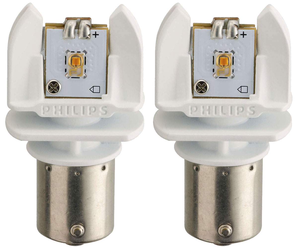 Лампа автомобильная светодиодная Philips X-tremeVision LED, сигнальная, цоколь PY21W (BAU15s), 12V, 4,3W, 2 шт12764X2 Лампа автомобильная светодиодная Philips X-tremeVision LED, сигнальная, цоколь PY21W (BAU15s), 12V, 4,3W, 2 шт12764X2Автомобильная лампа Philips X-tremeVision LED для сигналов поворота излучают яркий янтарный свет, обеспечивая максимальную видимость и безопасность на дороге. Долговечные и высокопрочные светодиоды будут служить вам 12 лет, избавляя от лишних хлопот. Распределение света на 270°. Широкий угол распределения света светодиодных автомобильных ламп для безупречного стиля.Яркий янтарный указатель поворота. Высокомощные светодиодные лампы для автомобиля Philips излучают яркий янтарный свет для стильного освещения.Устойчивость к вибрациям и воздействию высоких температур. Светодиодные лампы для автомобиля Philips оснащены уникальной конструкцией, устойчивой к вибрациям и воздействию высоких температур до 70°.Максимальная безопасность и никаких предупреждений об ошибке. Система удаления предупреждений Philips CEA5W удаляет с приборной панели сигналы системы контроля CANBus об ошибке.Напряжение: 12В.Цветовая температура: 4000 К.Свет: оранжевый.