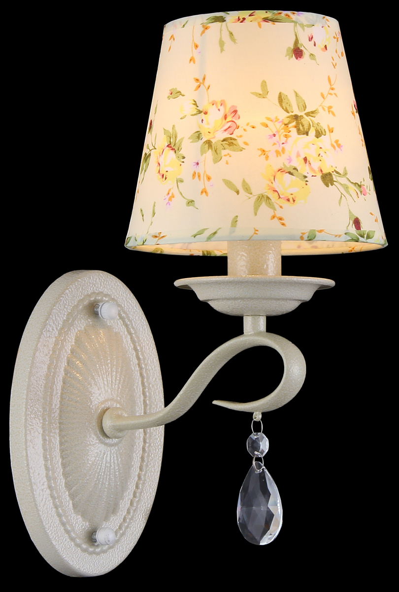 Бра Natali Kovaltseva Provence, 1 х E14, 40W. 11489/1PROVENCE 11489/1 IVORY Бра Natali Kovaltseva Provence, 1 х E14, 40W. 11489/1PROVENCE 11489/1 IVORYБра Natali Kovaltseva, выполненное в изысканном классическом стиле, станет украшением вашей комнаты и изысканно дополнит интерьер. Изделие крепится к стене. Такое бра отлично подойдет для освещения кабинета, спальни или гостиной. Бра изящной формы выполнено из металла с шероховатым покрытием и дополнено подвеской. Плафон изготовлен из текстиля с цветочным рисунком. В коллекциях Natali Kovaltseva представлены разные стили - от классики до хайтека. Дизайн и технологическая составляющая продукции разрабатывается в R&D центре компании, который находится в г. Дюссельдорф, Германия. При производстве продукции используются высококачественные и эксклюзивные материалы: хрусталь ASFOR, муранское стекло, перламутр, 24-каратное золото, бронза. Производство светильников соответствует стандарту системы менеджмента качества ISO 9001-2000. На всю продукцию ТМ Natali Kovaltseva распространяется гарантия.