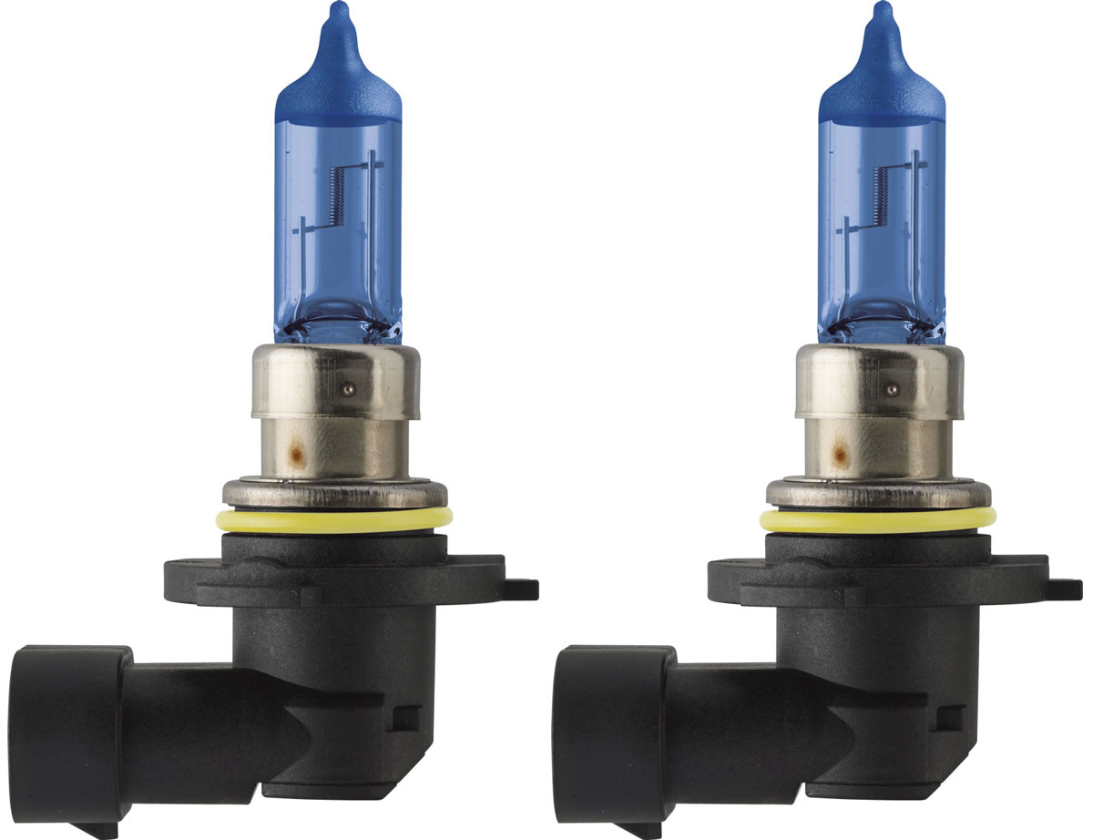 Лампа автомобильная галогенная Philips DiamondVision, для фар, цоколь HB4 (P22d), 12V, 55W, 2 шт9006DVS2 Лампа автомобильная галогенная Philips DiamondVision, для фар, цоколь HB4 (P22d), 12V, 55W, 2 шт9006DVS2Автомобильная галогенная лампа Philips DiamondVision произведена из запатентованного кварцевого стекла с УФ фильтром Philips Quartz Glass. Кварцевое стекло Philips в отличие от обычного твердого стекла выдерживает гораздо большее давление смеси газов внутри колбы, что препятствует быстрому испарению вольфрама с нити накаливания. Кварцевое стекло выдерживает большой перепад температур, при попадании влаги на работающую лампу изделие не взрывается и продолжает работать. Лампа DiamondVision с чистым белым светом, цветовой температурой 5000 K и стильным эффектом холодного белого ксенонового света идеально подходит для водителей, которые хотят придать индивидуальный стиль своему автомобилю. Автомобильные галогенные лампы Philips удовлетворят все нужды автомобилистов: дальний свет, ближний свет, передние противотуманные фары, передние и боковые указатели поворота, задние указатели поворота, стоп-сигналы, фонари заднего хода, задние противотуманные фонари, освещение номерного знака, задние габаритные/стояночные фонари, освещение салона.