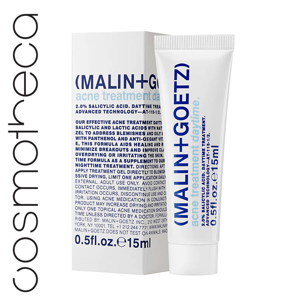 Malin+Goetz Гель для проблемной кожи лица дневной 15 млMG148 Malin+Goetz Гель для проблемной кожи лица дневной 15 млMG148Гель на основе лечебной формулы, минимизирующей и заживляющей воспаления без пересушивания. Наносите точечно на воспаления. Не используйте одновременно с другими средствами против акне.Салициловая кислота - оказывает противовоспалительное действиеВода гамамелиса – балансирует выработку себума, сужает поры.Молочная кислота – восстанавливает рН баланс, стимулирует обновление, улучшает цвет.Витамин В3 улучшает эластичность кожи и её барьерную функцию, придает сияние, стиму- лирует синтез коллагена, кожных церамидов и липидов, способствующих восстановлению кожного барьера.16 экстрактов растений и водорослей, оздоравливающих кожу, оказывающих антиоксидантное и антимикробное воздействие, не нарушая экосистему кожи.