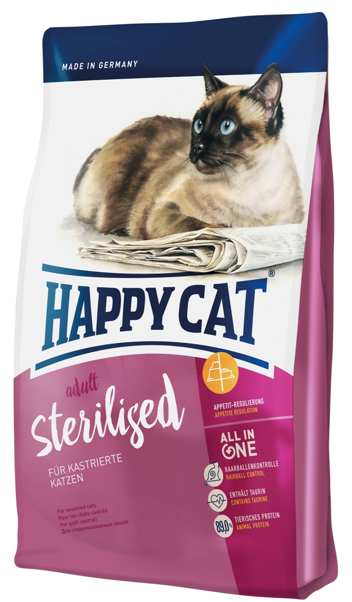 Корм сухой Happy Cat Adult Sterilised, для кастрированных и стерилизованных кошек, 4 кг70237 Корм сухой Happy Cat Adult Sterilised, для кастрированных и стерилизованных кошек, 4 кг70237Happy Cat Adult Sterilised - это полнорациональный корм для кастрированных котов и стерилизованных кошек. Кастрированные кошки более склоны к ожирению, чем не кастрированные. Это является результатом перестройки обмена веществ, связанной с гормональными изменениями, так как кошки становятся более спокойными. Уменьшение активности и движений, при сохранении хорошего аппетита, приводит к нежелательному результату - ожирение, что в свою очередь увеличивает риск диабета, мочекаменной болезни и рядя других заболеваний. Для предотвращения набора излишнего веса кастрированным кошкам необходим сытный корм с большим содержанием клетчатки и средней жирности, дополненный стимулирующим к движению белком и идеально подобранным перечнем минеральных веществ, для защиты мочеполовой системы. Состав: птица (24%), кукурузная мука, мясопродукты, рисовая мука, клетчатка, кукуруза, птичий жир, лосось (4%), свекольная пульпа, яблочная пульпа (0,8%), хлорид натрия, дрожжи, хлорид калия, сухое цельное яйцо, морские водоросли (0,2%), семя льна (0,2%), Юкка Шидигера (0,04%), корень цикория (0,04%), дрожжи (экстрагированные), расторопша, артишок, одуванчик, имбирь, березовый лист, крапива, ромашка, кориандр, розмарин, шалфей, корень солодки, тимьян (общий объем сухих трав: 0,19%).Аналитический состав: сырой протеин 37%, сырой жир 10,5 %, сырая клетчатка 5,0%, сырая зола 6,5%, кальций 1,25%, фосфор 0,8%, натрий 0,45%, калий 0,65%, магний 0,08%, Омега-6 жирные кислоты 1,9%, Омега-3 жирные кислоты 0,2%.Витамин A (3а672а) 18000 МE, витамин D3 1800 МЕ, витамин E (альфа-токоферол 3a700) 100 мг, витамин B1 (тиаминмононитрат 3a821) 5 мг, витамин B2 (рибофлавин) 6 мг, витамин B6 (пиридоксингидрохлорид 3a831) 4 мг, D(+) биотин (3a880) 700 мкг, кальция-D-пантотенат 12 мг, ниацин 45 мг, витамин B12 75 мкг, холинхлорид 75 мг. Антиоксиданты: натуральные экстракты с высоким содержанием токоферола. Микроэлементы/кг: железо 120 мг (сульфат железа (II)) 75 мг, медь 12 мг (сульфат меди (II)) 120 мг, цинк 150 мг (оксид цинка) 12 мг, марганец 30 мг (оксид марганца (II)) 150 мг, йод 2 30 мг, 5 мг (йодат кальция 3b202) 2.0 мг, селен 0 0.15 мг, 2 мг (селенит натрия). Аминокислоты/кг: DL-метионин: 4700 мг, таурин (3a370) 1000 мг. Товар сертифицирован.