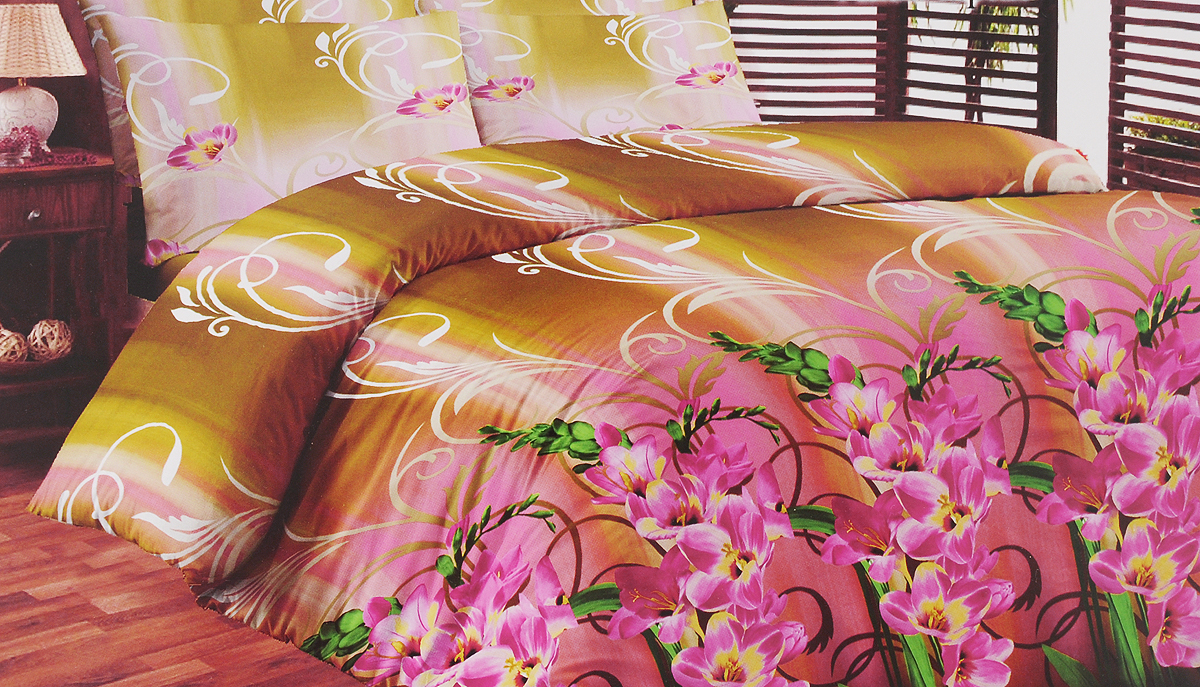 Комплект белья Liya Home Collection Аквамарин, семейный, наволочки 70x700000120002153 Комплект белья Liya Home Collection Аквамарин, семейный, наволочки 70x700000120002153Комплект белья Liya Home Collection Аквамарин состоит из двух пододеяльников, простыни и двух наволочек. Изделия выполнены из хлопка (70%) и полиэстера (30%).Хлопок является классическим примером гигроскопичности, гигиеничности, натуральности и простоты. Сочетание его с полиэстером лишает ткань присущих хлопку недостатков. Изделия из хлопка с полиэстером не выгорают, не растягиваются, дольше используются. Постельное белье из хлопка с полиэстером имеет двукратную продолжительность эксплуатации, по сравнению с чистым хлопком, оно не мнется и сохнет очень быстро.