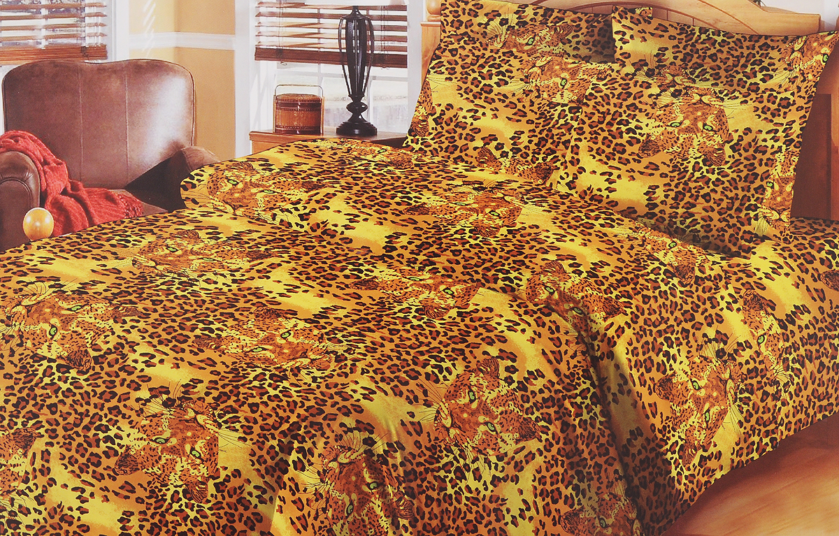 Комплект белья Liya Home Collection Взор, 1,5-спальный, наволочки 70x701515150000148 Комплект белья Liya Home Collection Взор, 1,5-спальный, наволочки 70x701515150000148Комплект белья Liya Home Collection Взор состоит из пододеяльника, простыни и двух наволочек. Изделия выполнены из хлопка (70%) и полиэстера (30%).Хлопок является классическим примером гигроскопичности, гигиеничности, натуральности и простоты. Сочетание его с полиэстером лишает ткань присущих хлопку недостатков. Изделия из хлопка с полиэстером не выгорают, не растягиваются, дольше используются. Постельное белье из хлопка с полиэстером имеет двукратную продолжительность эксплуатации, по сравнению с чистым хлопком, оно не мнется и сохнет очень быстро.