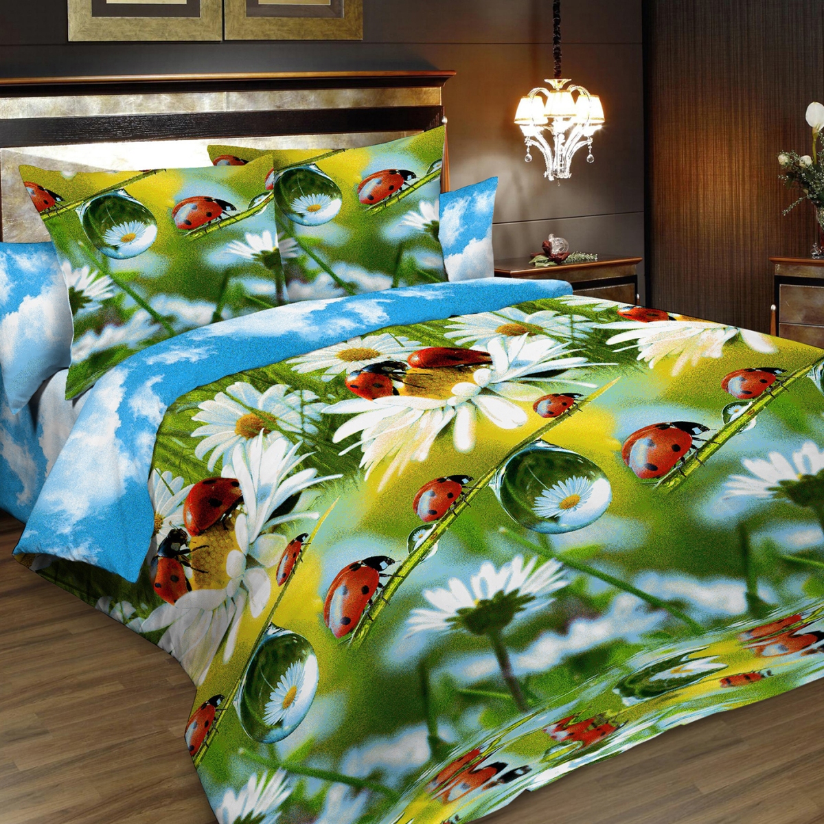 Комплект белья Letto, евро, наволочки 70х70. B184-6B184-6 Комплект белья Letto, евро, наволочки 70х70. B184-6B184-6Комплект постельного белья Letto выполнен из классической российской бязи (хлопка). Комплект состоит из пододеяльника, простыни и двух наволочек.Постельное белье, оформленное ярким изображением божьих коровок на ромашках, имеет изысканный внешний вид. Пододеяльник снабжен молнией.Благодаря такому комплекту постельного белья вы сможете создать атмосферу роскоши и романтики в вашей спальне. Уважаемые клиенты! Обращаем ваше внимание на тот факт, что расцветка наволочек может отличаться от представленной на фото.