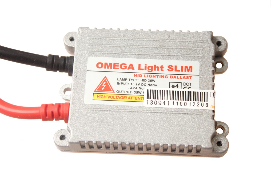 Блок высокого напряжения OmegaLight SlimB0L 013 000-000 Блок высокого напряжения OmegaLight SlimB0L 013 000-000Блок высокого напряжения OmegaLight Slim используется для запуска ламп ксенонового света. Оптимальный выбор для эксплуатации в отечественных условиях.Особенности: -Напряжение: 12В. -Отличается безотказностью в работе и долгим сроком службы (2000 часов). -Защита от обратной полярности.-Защита от подключения без лампы.-Устойчив к перепадам температур.-100% влагозащищенность корпуса и разъемов.
