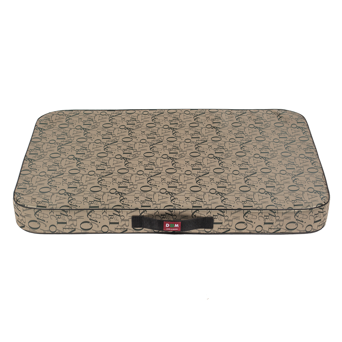 Матрас для животных Dogmoda Берлин, 90 x 60 x 8 смDM-160270 Матрас для животных Dogmoda Берлин, 90 x 60 x 8 смDM-160270Матрас для животных Dogmoda Берлин гарантирует комфорт питомцу и удобство хозяину. Чехол матраса выполнен из прочной и водонепроницаемой ткани с принтом в виде надписей. Внутри - мягкий наполнитель из поролона, который обеспечивает комфорт и уют. Чехол имеет молнию, что позволяет снимать его для стирки. Комфортный и уютный матрас обязательно понравится вашему питомцу, животное сможет там отдохнуть и выспаться.