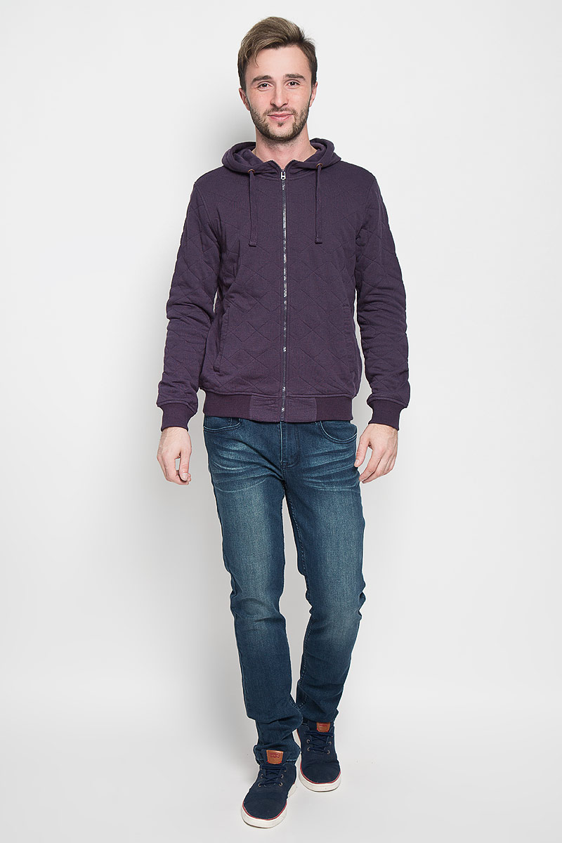 Толстовка мужская Sela Casual Wear, цвет: темно-фиолетовый. Stc-213/825-6332. Размер M (48)Stc-213/825-6332 Толстовка мужская Sela Casual Wear, цвет: темно-фиолетовый. Stc-213/825-6332. Размер M (48)Stc-213/825-6332Утепленная мужская толстовка Sela Casual Wear, изготовленная из хлопка с добавлением полиэстера, необычайно мягкая и приятная на ощупь, не сковывает движения, обеспечивая наибольший комфорт.Толстовка с капюшоном на кулиске застегивается на застежку-молнию и спереди дополнена двумя врезными карманами. Толстовка имеет широкую трикотажную резинку по низу и манжетам, что предотвращает проникновение холодного воздуха. Эта модная и в тоже время комфортная толстовка отличный вариант, как для активного отдыха, так и для занятий спортом!