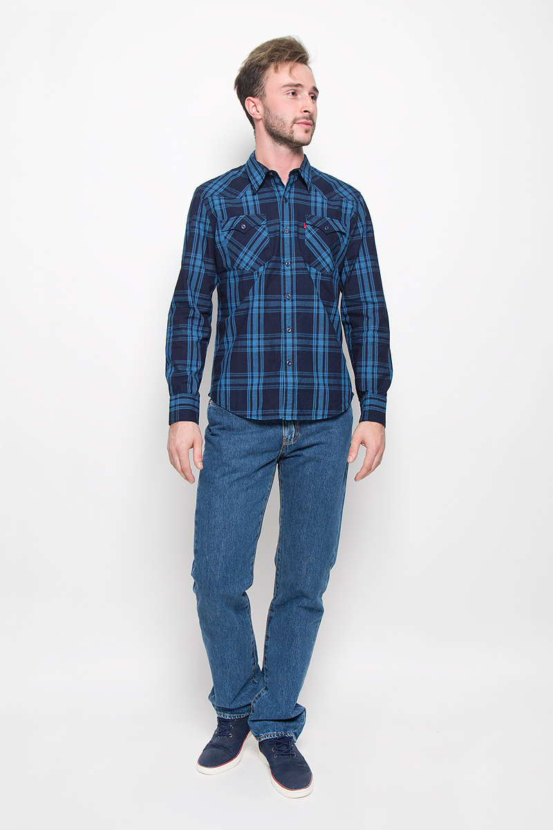 Джинсы мужские Levis® 514, цвет: синий. 51407370. Размер 32-32 (48-32)51407370 Джинсы мужские Levis® 514, цвет: синий. 51407370. Размер 32-32 (48-32)51407370Мужские джинсы Levis® 514, выполненные из качественного хлопка, станут отличным дополнением к вашему гардеробу. Ткань плотная, тактильно приятная, позволяет коже дышать. Джинсы прямого кроя и заниженной посадки застегиваются на металлическую пуговицу в поясе и имеют ширинку на застежке-молнии, а также шлевки для ремня. Модель имеет классический пятикарманный крой: спереди - два втачных кармана и один маленький накладной, а сзади - два накладных кармана. Украшены джинсы металлическими клепками и контрастной прострочкой. Отличное качество, дизайн и расцветка делают эти джинсы стильным и модным предметом мужской одежды. Легендарные джинсы Levis® 514 символизируют полную свободу самовыражения