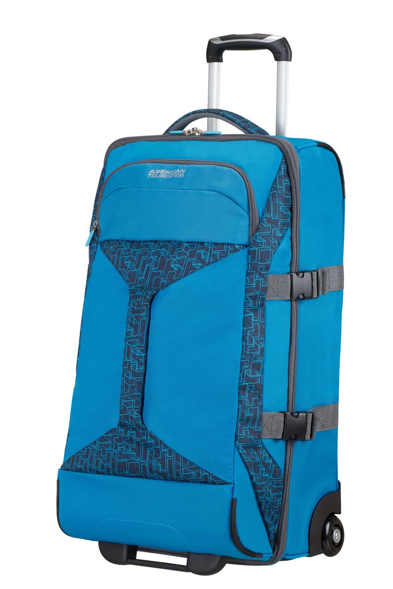 Сумка-тележка American Tourister, цвет: синий, 62,5 л. 16G*1100216G*11002 Сумка-тележка American Tourister, цвет: синий, 62,5 л. 16G*1100216G*11002Сумка-тележка American Tourister выполнена из полиэстера и оснащена 2 пластиковыми колесами и выдвижной ручкой. Внутри основного отделения на молнии внутренний разделитель и перекрестные ремни для вещей.