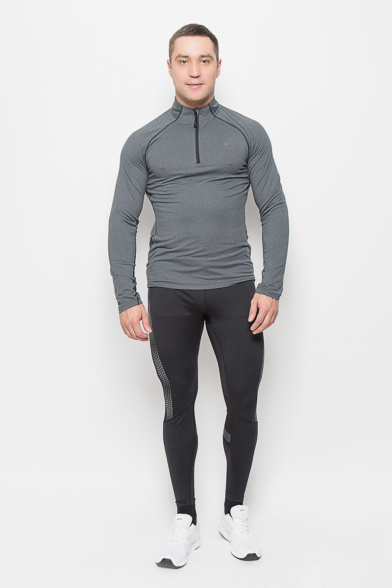 Лонгслив для бега мужской Asics Ls 1/2 Zip Jersey, цвет: серый. 132106-0934. Размер XL (52/54)132106-0934 Лонгслив для бега мужской Asics Ls 1/2 Zip Jersey, цвет: серый. 132106-0934. Размер XL (52/54)132106-0934Мужской лонгслив Asics Ls 1/2 Zip Jersey, выполненный из мягкой эластичной ткани, идеально подойдет для бега и занятий фитнесом. Модель отлично сидит и обеспечивает максимальную свободу движений. Материал тактильно приятный, позволяет коже свободно дышать, отводит влагу и сохраняет тело в сухости. Плоские эластичные швы изделия не натирают кожу.Модель с длинными рукавами-реглан и воротником-стойкой застегивается спереди на молнию с защитой подбородка. Спинка лонгслива удлинена. Сбоку расположен прорезной карман на молнии.На изделии предусмотрены светоотражающие детали для безопасности в темное время суток. Лонгслив идеально прилегает к телу и подчеркивает достоинства фигуры, абсолютно не сковывая движений. Модель подарит вам комфорт в течение всего дня!