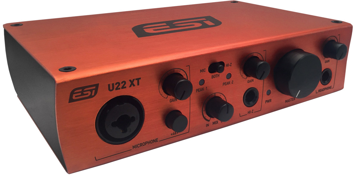 ESI U22 XT, Red аудиоинтерфейсU22 XT ESI U22 XT, Red аудиоинтерфейсU22 XTESI U22 XT — USB-интерфейс, совместимый с Mac и PC. Модель выполнена в прочном корпусе, имеет два входных и два выходных аналоговых канала и может работать в режиме до 24 бит/96 кГц.Интерфейс имеет два аналоговых входа и два аналоговых выхода с RCA подключением, микрофонный предусилитель с XLR входом и поддержкой +48V фантомного питания, Hi-Z инструментальный вход для гитар, высококачественный выход для наушников и TRS линейные выходы.Общая громкость и громкость наушников управляется регулятором, расположенным на передней панели. Со стороны программного обеспечения U22 XT обеспечивает очень низкую задержку с драйверами, поддерживающими WDM, ASIO 2.0 и CoreAudio, основанными на технологии EWDM и DirectWIRE.В комплект поставки входит программное обеспечение Bitwig 8-Track – эффективная цифровая рабочая станция для производства музыки подобно профессионалу. С этой программой вы моментально сможете начать работать прямо с интерфейса без другого дополнительного ПО. Записывайте и аранжируйте, импровизируйте и исполняйте или делайте все одновременно с этим профессиональным решением, которое разрабатывалось музыкантами для музыкантов.