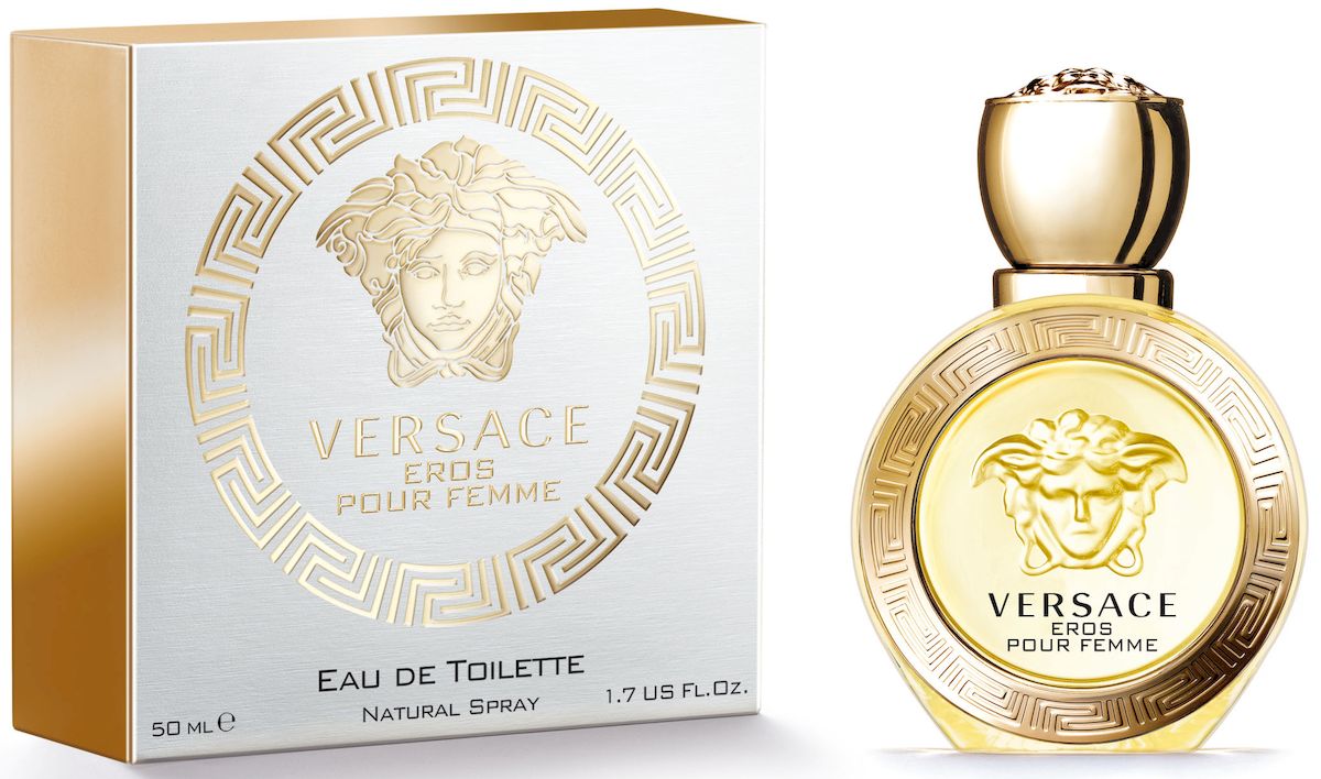 Versace Eros Pour Femme Туалетная вода 50 мл750130 Versace Eros Pour Femme Туалетная вода 50 мл750130Аромат для женщин, которые знают, что такое страсть. Всепобеждающая власть женщины, заключенная в искрящемся и чувственном аромате. Созданный Донателлой Версаче, этот аромат излучает силу, индивидуальность и соблазн. Туалетная вода Versace Eros Pour Femme - это новое измерение свежести, захватывающей и чувственной.Верхняя нота: Сицилийский лимон, Мандарин, Малиновый сорбет, Белая смородина.Средняя нота: Фрезия, Магнолия, Лепестки жасмина, Абсолю померанца.Шлейф: Амброксан, Чувственные древесные ноты, Белые пачули, Мускус.Цветочный фруктовый древесный.Всепобеждающая власть женщины, заключенная в искрящемся и чувственном аромате. Созданный Донателлой Версаче, этот аромат излучает силу, индивидуальность и соблазн.