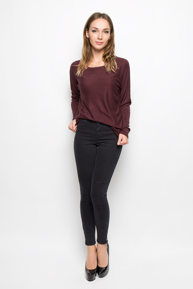 Джемпер женский Vero Moda, цвет: шоколадный. 10158013. Размер M (44)10158013_Decadent Chocolate Джемпер женский Vero Moda, цвет: шоколадный. 10158013. Размер M (44)10158013_Decadent ChocolateЖенский джемпер Vero Moda изготовлен из необычайно мягкого и тактильно приятного материала. Изделие не стесняет движений, хорошо пропускает воздух. Однотонная модель с круглым вырезом горловины и длинными рукавами - идеальный вариант для создания образа в стиле Casual. Вырез горловины, манжеты и низ изделия связаны резинкой.Джемпер подарит вам комфорт в течение всего дня!