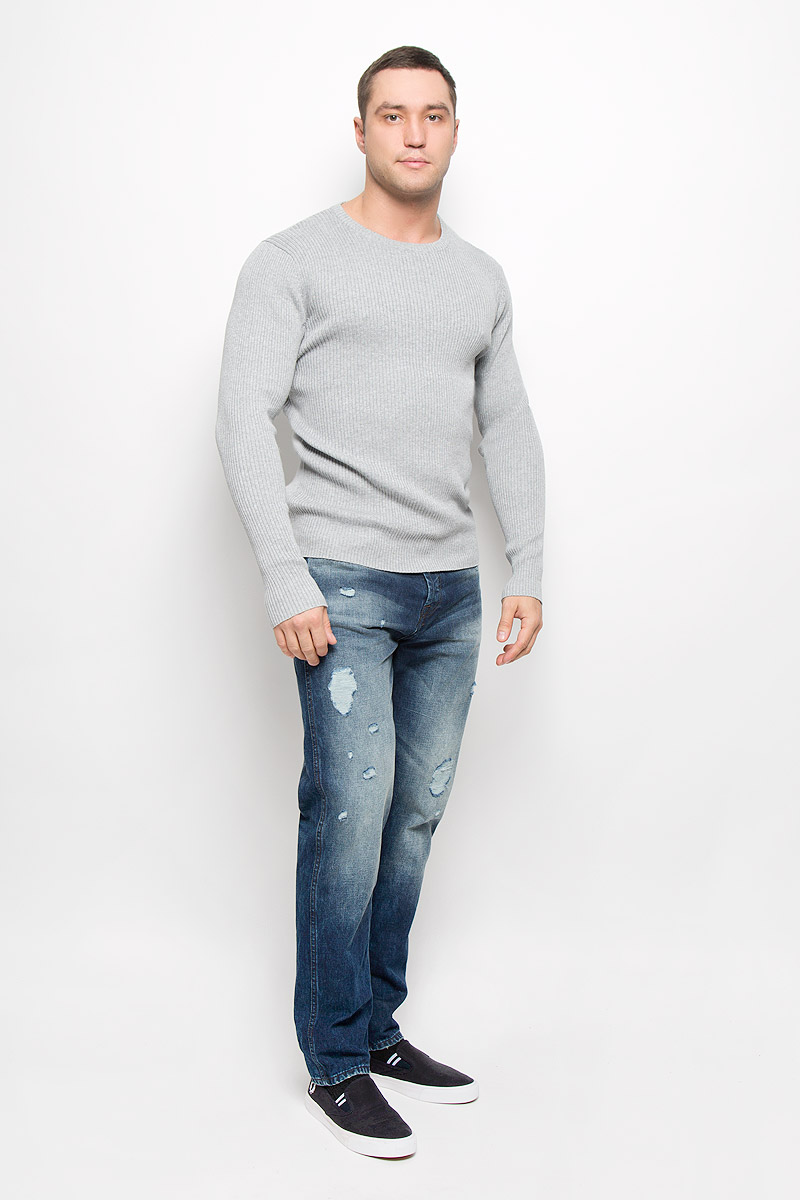 Джемпер мужской Selected Homme Indigo, цвет: серый меланж. 16052188. Размер XL (50)16052188_Light Grey Melange Джемпер мужской Selected Homme Indigo, цвет: серый меланж. 16052188. Размер XL (50)16052188_Light Grey MelangeМужской джемпер Selected Homme Indigo, выполненный из натурального хлопка, идеально дополнит ваш образ. Материал изделия мягкий, эластичный, тактильно приятный, не стесняет движений и обладает высокими дышащими свойствами. Джемпер с круглым вырезом горловины и длинными рукавами связан резинкой.Такая модель - идеальный вариант для создания образа в стиле Casual. Джемпер подарит вам комфорт в течение всего дня!