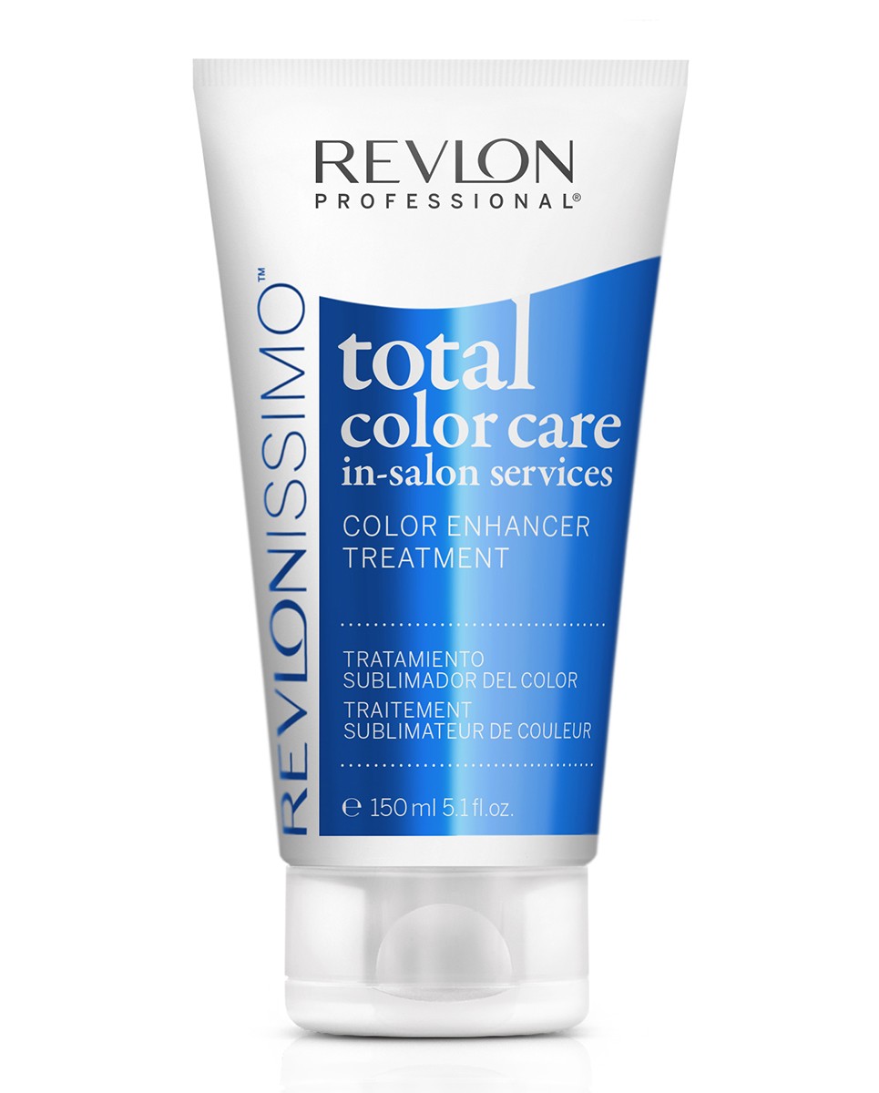 Revlon Professional Revlonissimo Total Color Care Treatment - Маска-усилитель анти-вымывание цвета 150 мл7221196000 Revlon Professional Revlonissimo Total Color Care Treatment - Маска-усилитель анти-вымывание цвета 150 мл7221196000Профессиональный салонный уход, который хорошо закрывает кутикулу волос и препятствует потери цветового нюанса, придавая волосам блеск и сияние. Защита от вымывания - содержит пленкообразующий полимер, который защищает окрашенные волосы от потери и вымывания пигмента красителя. Антиоксидантный эффект - клюква содержит антиоксиданты, которые помогают блокировать действие свободных радикалов и предотвратить окисление пигментов после процедуры окрашивания. Уход и восстановление - провитамин В5 укрепляет структуру волосяного волокна и увлажняет волосы. Придает волосам эластичность, предотвращает ломкость, которая может произойти при расчесывании волос.