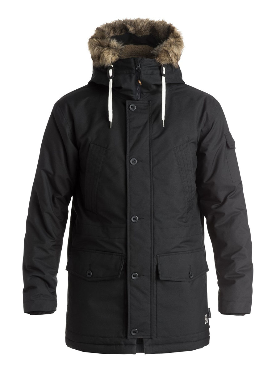 Парка мужская Quiksilver Ferris, цвет: черный. EQYJK03215-KVJ0. Размер XXL (56)EQYJK03215-KVJ0 Парка мужская Quiksilver Ferris, цвет: черный. EQYJK03215-KVJ0. Размер XXL (56)EQYJK03215-KVJ0Мужская парка Quiksilver Ferris выполнена из полиэстера. Наполнитель - синтепон. Модель с длинными рукавами и несъемным капюшоном застегивается на застежку-молнию спереди и имеет ветрозащитный клапан на пуговицах. Изделие дополнено двумя втачными карманами на кнопках и двумя накладными карманами с клапанами на пуговицах спереди, а также накладным карманом с клапаном на пуговице на рукаве, потайным втачным карманом на застежке-молнии под ветрозащитным клапаном и внутренним втачным карманом на молнии. Рукава дополнены внутренними трикотажными манжетами. Капюшон украшен съемным искусственным мехом на кнопках. На талии парка оснащена шнурком-кулиской.