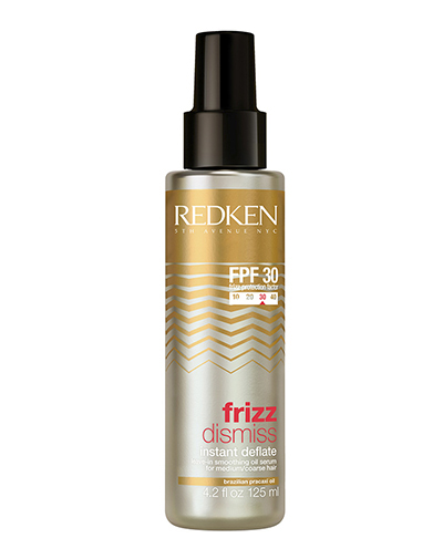 Redken Frizz Dismiss Instant Deflate Несмываемая сыворотка, 125 млP1050000 Redken Frizz Dismiss Instant Deflate Несмываемая сыворотка, 125 млP1050000Сыворотка Redken Frizz Dismiss Instant Deflate представляет собой насыщенную маслами эссенцию, которая питает, увлажняет и разглаживает волосы. Кроме того, в состав средства входят специальные влагоотталивающие элементы, не позволяющие волосам пушиться в сырую погоду.Также сыворотка качественно защищает волосы от воздействия от высоких температур. Вы можете использовать это средство при укладке с помощью утюжка или фена.