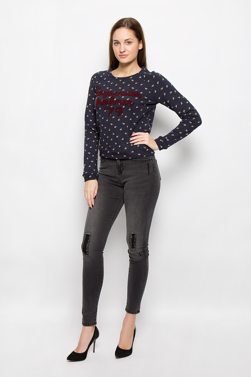 Свитшот женский Tom Tailor Denim, цвет: темно-синий. 2530533.01.71_6901. Размер L (48)2530533.01.71_6901 Свитшот женский Tom Tailor Denim, цвет: темно-синий. 2530533.01.71_6901. Размер L (48)2530533.01.71_6901Стильный женский свитшот выполненный из натурального хлопка оформлен оригинальным принтом и объемной надписью. Модель с круглым вырезом горловины и длинными рукавами. Низ изделия, горловина и манжеты рукавов дополнены трикотажной резинкой.