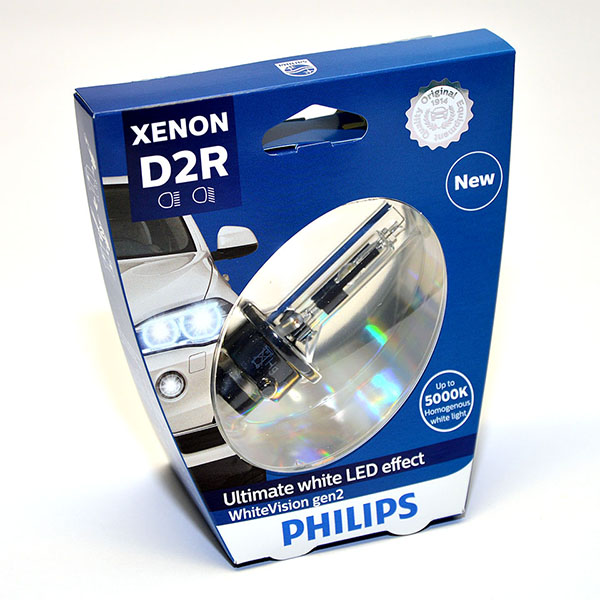 Лампа автомобильная ксеноновая Philips WhiteVision gen2, цоколь D2R, 85 Вт. 85126 WHV2S185126 WHV2S1 Лампа автомобильная ксеноновая Philips WhiteVision gen2, цоколь D2R, 85 Вт. 85126 WHV2S185126 WHV2S1? Мощный равномерный яркий белый свет ? Идеально сочетается со светодиодным освещением вашей машины? Белый свет до 5000K на дороге? Улучшение видимости на 120%*? Лампа, разрешенная для использования на дорогах общего пользованияС лампами Philips Xenon WhiteVision gen2 машина становится более заметной, а освещение дороги более ярким и равномерным. Xenon WhiteVision gen2 — идеальный выбор, если вы хотите сочетать ксенон со светодиодным освещением автомобиля.