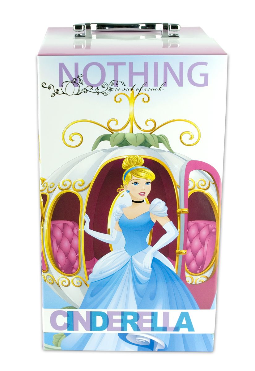 Markwins Игровой набор детской декоративной косметики Princess 96043519604351_9604310 Markwins Игровой набор детской декоративной косметики Princess 96043519604351_9604310Набор декоративной косметики Markwins - отличный подарок для каждой девочки!В комплект входит все необходимое для создания безупречного образа принцессы - косметика, лаки и аксессуары. Наносить макияж с таким набором очень удобно, потому как чемоданчик оснащен зеркалом с подсветкой (работает от 2 батареек типа CR2032, которые входят в комплект). Благодаря ручке чемоданчик удобно брать с собой, например, в гости. На чемоданчике изображены героини диснеевских мультфильмов. Кроме того, в комплект входят наклейки, с помощью которых ребенок сможет дополнительно декорировать чемоданчик по своему усмотрению.Детская косметика Markwins создана с соблюдением самых высоких европейских стандартов безопасности. Продукция не содержит парабенов, метилизотиазолинона, пальмового масла. Предназначена для детей от 7 лет. Несмотря на высокое качество продукции и ее общую гипоаллергенность, производитель рекомендует проверить индивидуальную реакцию на косметику перед ее использованием. Просто нанесите на кожу немного косметики и подержите 30-60 минут. Если на коже появится покраснение, следует прекратить использование продукции. Эта аллергическая реакция проявляется очень редко и зависит от индивидуальных особенностей организма.Условия хранения: хранить при температуре от +5 до +25 градусов; не допускать попадания прямых солнечных лучей.