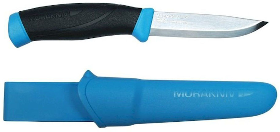 Нож туристический Morakniv Companion, цвет: голубой, черный, стальной, длина лезвия 10,3 см12159 Нож туристический Morakniv Companion, цвет: голубой, черный, стальной, длина лезвия 10,3 см12159Туристический нож Morakniv Companion - это качественный и надежный походный аксессуар. Лезвие ножа изготовлено из высококачественной шведской нержавеющей стали, что позволило использовать данный нож во влажной среде. Эргономичная рукоятка позволит производить длительные и интенсивные работы с данным ножом. При этом вы не заработаете мозоли. Благодаря цветным вставкам в ручку, если он выпадет в траву, вы с легкостью его найдете. Тем самым уменьшится вероятность потери ножа. Нож оснащен превосходно выполненным чехлом (ножнами). Их вы сможете повесить на ремень благодаря специальному креплению. А фиксатор, который установлен в ножнах, не даст выпасть ножу, даже если вы будете носить его вертикально.Общая длина ножа: 21,8 см.