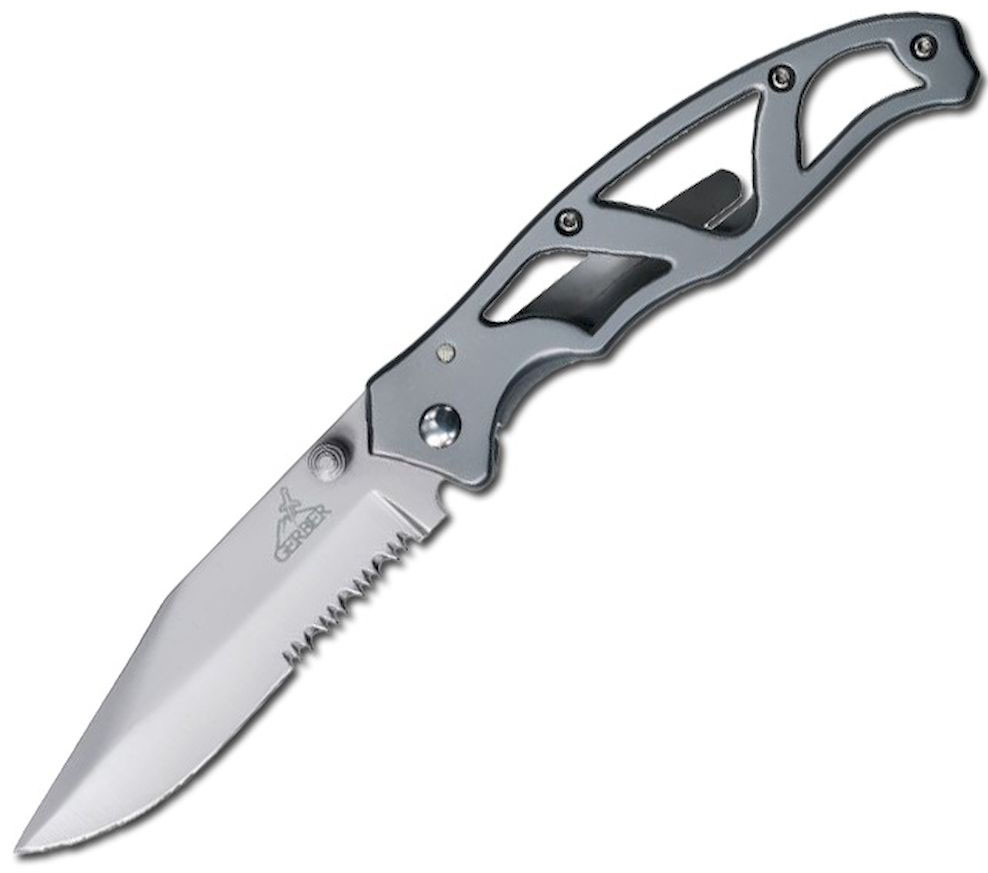 Нож туристический Gerber Paraframe Pckt Folding 1 DP SE22-48443 Нож туристический Gerber Paraframe Pckt Folding 1 DP SE22-48443Небольшой и компактный нож Gerber Paraframe I 22-48443 полностью изготовлен из нержавеющей стали и имеет лезвие с прямой и серрейторной заточкой. Каркасная рукоятка удобна, немного весит и оригинально выглядит.Складной карманный нож Gerber Paraframe I 22-48443 имеет стандартный для серии Paraframe дизайн - каркасная рукоятка серо-стального цвета и лезвие цвета хром. И рукоятка, и лезвие ножа изготовлены из нержавеющей стали. Заточка клинка - прямая и серрейторная, расширяющая возможности лезвия. С такой заточкой удобно разрезать веревки, канаты и похожие материалы. Нож удобен и безопасен - лезвие раскрывается одной рукой, а надежный фиксатор не дает ему закрыться в неподходящий момент.Нож отлично подходит для ежедневного ношения - длина в сложенном состоянии 10,44 см, а вес - 74 грамма. На рукоятке предусмотрена клипса, с помощью которой нож может крепиться на поясе, в кармане или на элементах снаряжения.