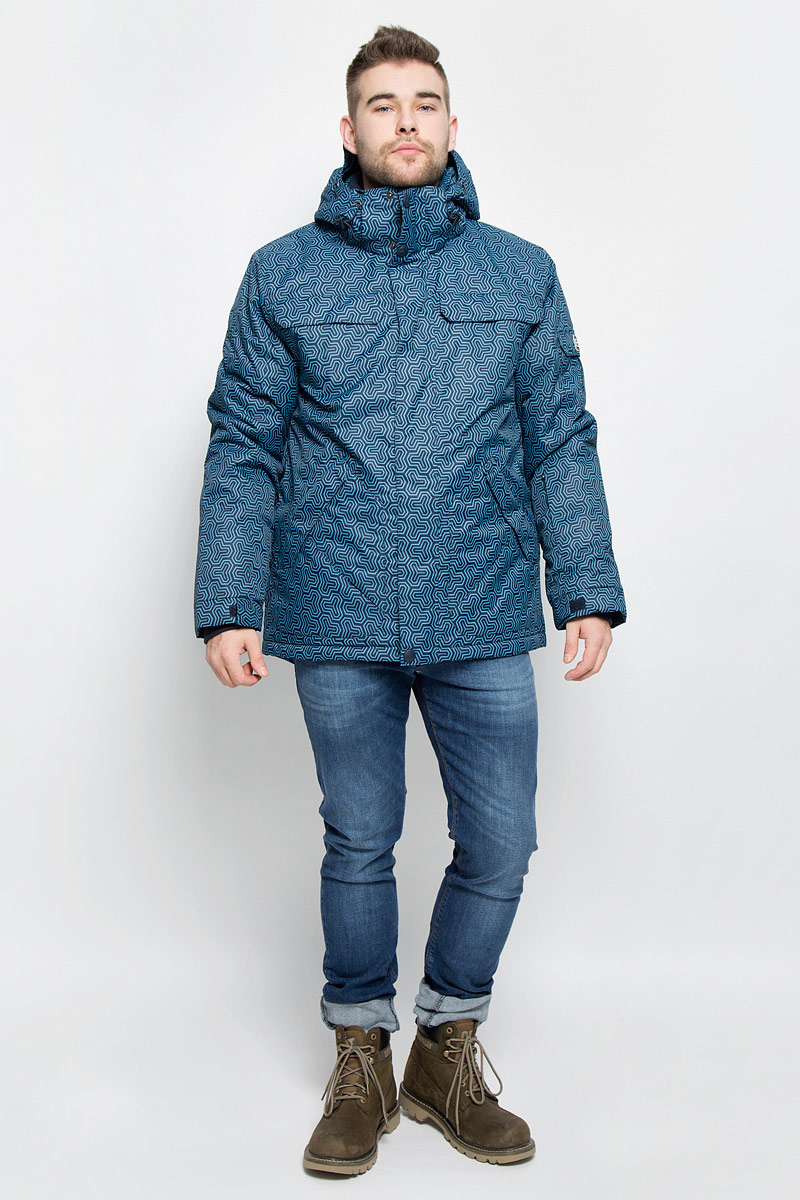 Куртка мужская Baon, цвет: черный, сине-голубой. B536902. Размер XL (52)B536902_DEEP NAVY PRINTED Куртка мужская Baon, цвет: черный, сине-голубой. B536902. Размер XL (52)B536902_DEEP NAVY PRINTEDМужская куртка Baon изготовлена из высококачественного полиэстера. В качестве утеплителя используется полиэстер.Куртка с воротником-стойкой и съемным капюшоном застегивается на застежку-молнию с защитой для подбородка и дополнительно имеет ветрозащитный клапан на липучках и кнопках. Капюшон оснащен эластичными шнурками со стопперами и пристегивается к куртке с помощью застежки-молнии. Низ рукавов дополнен хлястиками на липучках. Под рукавом расположена застежка-молния и сетчатый материал для дополнительной вентиляции. Низ изделия дополнен съемной ветрозащитной планкой на кнопках. Объем по низу регулируется с помощью эластичного шнурка со стоппером. Спереди имеются четыре прорезных кармана на застежках-молниях с клапанами на липучках, с внутренней стороны - прорезной карман на застежке-молнии и небольшой накладной карман-сетка и накладной карман на липучке. На левом рукаве расположен небольшой прорезной карман на застежке-молнии и накладной карман с клапаном на липучке. Куртка оформлена фирменными нашивками.