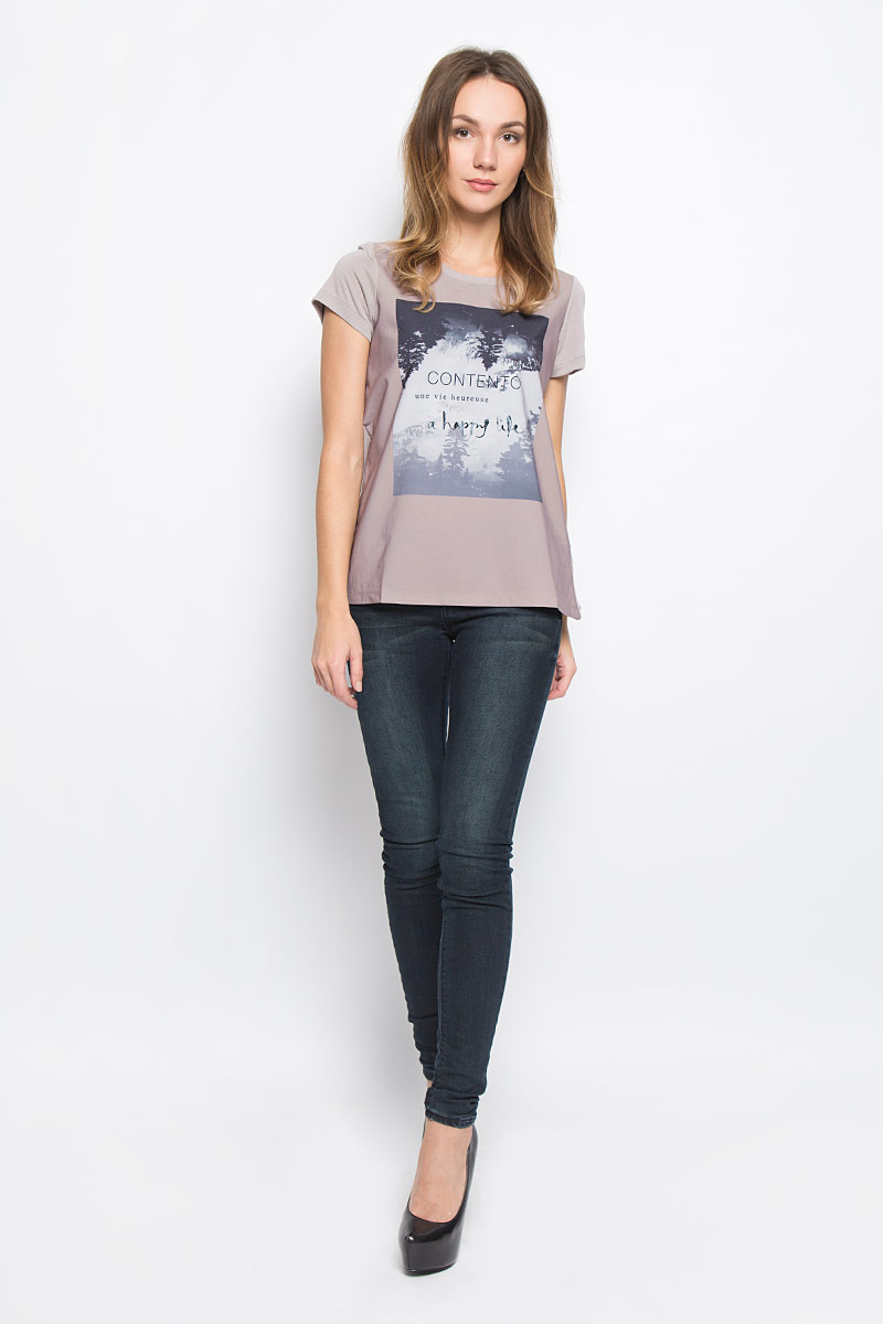 Футболка женская Broadway Benita, цвет: серо-розовый. 10156883_79B. Размер XL (50)10156883_79B Футболка женская Broadway Benita, цвет: серо-розовый. 10156883_79B. Размер XL (50)10156883_79BЖенская футболка Broadway Benita выполнена из высококачественного комбинированного материала. Модель с круглым вырезом горловины и короткими рукавами. Перед изделия выполнен из легкого полупрозрачного материала. Модель оформлена оригинальным рисунком.