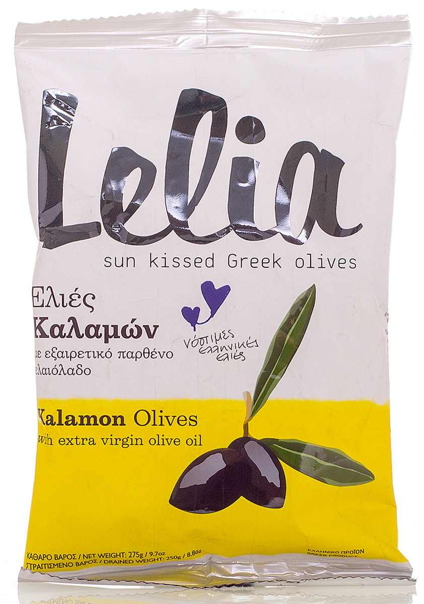 Lelia Оливки с косточкой Kalamon в оливковом масле, 275 г51.0054,1 Lelia Оливки с косточкой Kalamon в оливковом масле, 275 г51.0054,1Крупные чёрные оливки с косточкой в оливковом масле - популярный во всем мире греческий деликатес и важная составляющая средиземноморской кухни.Прекрасное сочетание маринада из оливкового масла и небольшого количества уксуса придают оливкам приятный, чуть пикантный вкус. Оливки используют в салатах, в качестве начинки для пиццы, ингредиента для разнообразных соусов, а так же как самостоятельное блюдо, дополняющее стол.