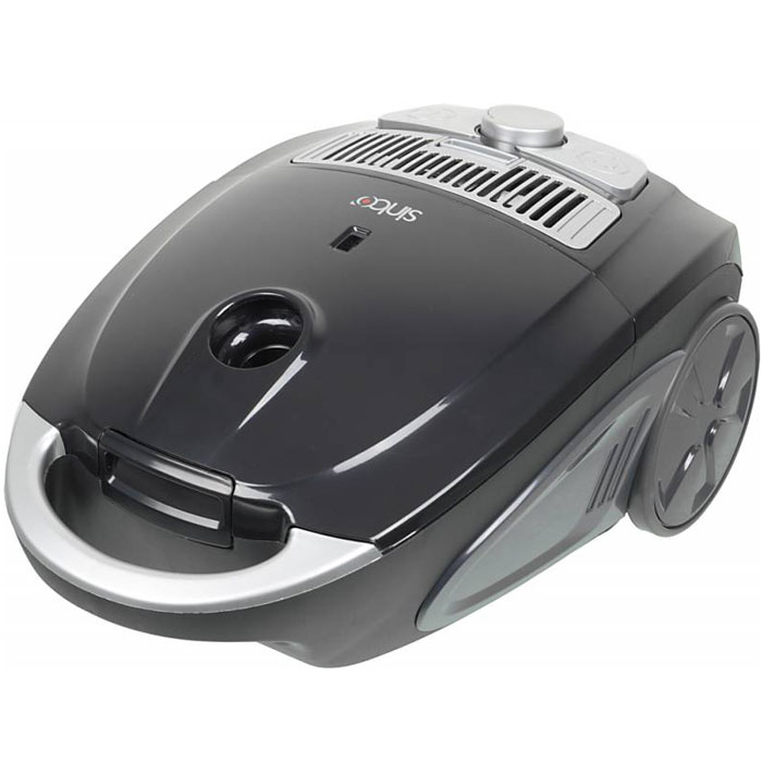Sinbo SVC 3478Z, Black пылесосSVC 3478Z Sinbo SVC 3478Z, Black пылесосSVC 3478ZПылесос Sinbo SVC 3478Z – отличный помощник по уборке, который поможет поддерживать чистоту и порядок в доме. Оптимальная мощность 2000 Вт обеспечивает быструю очистку ковров и мебели от пыли и мусора. А его компактные габариты, лёгкий вес и большие колеса обеспечивают простоту передвижения.Для удобной переноски предусмотрена ручка. Длинный 5-метровый шнур позволяет удобно убирать несколько комнат, и при этом вам не придется переключать питание в другую розетку. Модель оснащена системой автоматического сматывания сетевого кабеля, что обеспечит компактное хранение устройства.