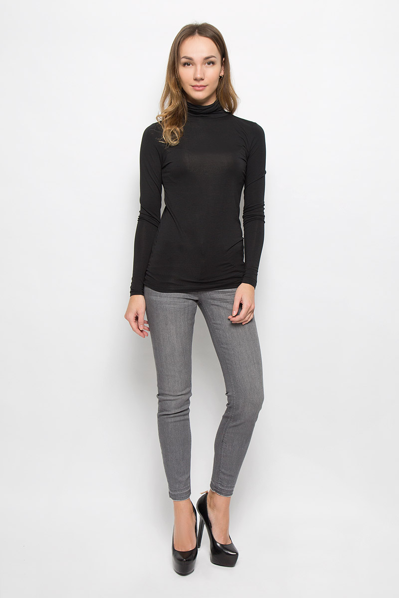 Водолазка женская Tom Tailor Denim, цвет: черный. 1035271.09.71_2999. Размер L (48)1035271.09.71_2999 Водолазка женская Tom Tailor Denim, цвет: черный. 1035271.09.71_2999. Размер L (48)1035271.09.71_2999Женская водолазка Tom Tailor Denim изготовлена из мягкой эластичной вискозы. Модель с длинными рукавами и воротником-гольф украшена вышитым логотипом бренда.