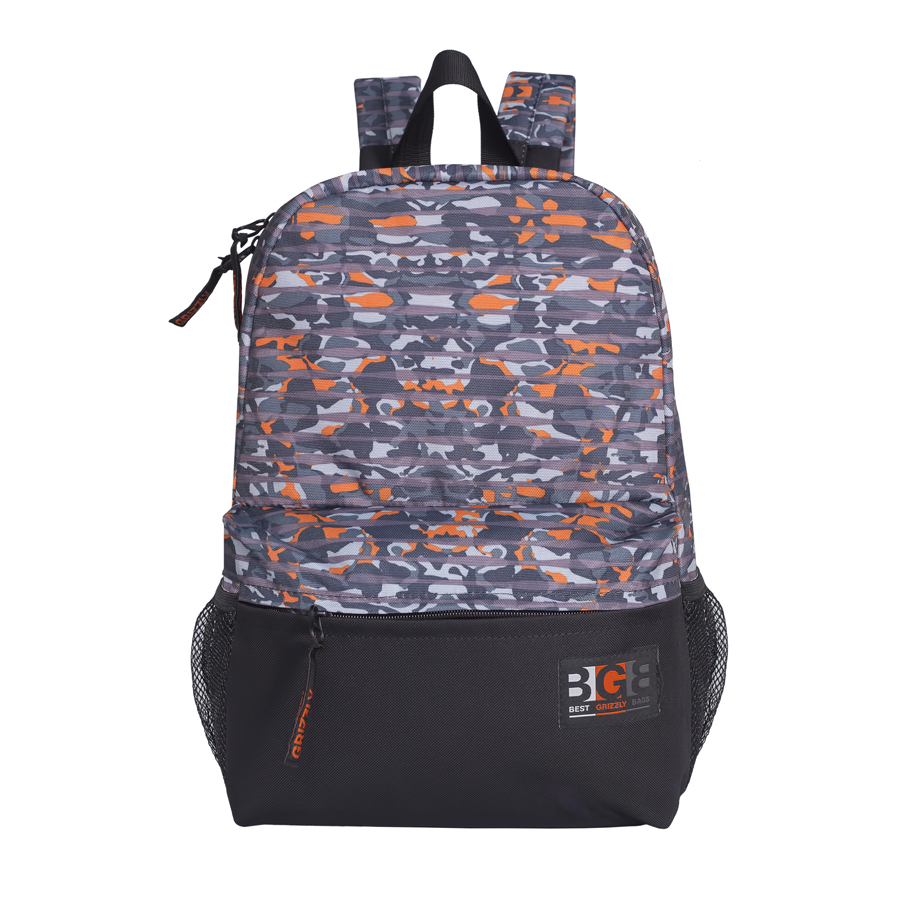 Рюкзак городской женский Grizzly, цвет: черный, зеленый, 16 л. RD-750-2/2RD-750-2/2 Рюкзак городской женский Grizzly, цвет: черный, зеленый, 16 л. RD-750-2/2RD-750-2/2Рюкзак городской Grizzl выполнен из таслана. Изделие оформлено принтом в клетку и фирменной нашивкой. Рюкзак оснащен двумя боковыми карманами для переноски бутылок с водой. На лицевой стороне расположен объемный накладной карман на молнии. На тыльной стороне находится вшитый карман на молнии. Рюкзак имеет петлю для подвешивания и две удобные лямки, длина которых регулируется с помощью пряжек. Изделие закрывается на застежку-молнию.