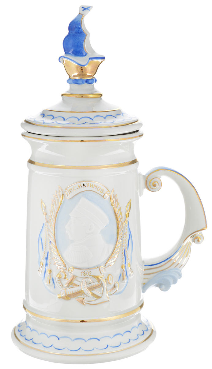 Кружка Фарфор Вербилок Нахимов, с крышкой, 1,4 л1911000П Кружка Фарфор Вербилок Нахимов, с крышкой, 1,4 л1911000ПКружка Фарфор Вербилок Нахимов - идеальный атрибут для главы семейства, ведь еще на Руси, что чай, что квас, что пиво было принято пить исключительно из большой посуды, подчеркивая величину и широту русской души. Фарфоровая кружка Фарфор Вербилок Нахимов и размером, и декором отвечает всем требованиям людей с широкой душой и хорошим аппетитом, поэтому прекрасно подходит как для ежедневных трапез, так и для подарка дорогим друзьям.Высота кружки (без учета крышки): 19,5 см.Диаметр кружки (по верхнему краю): 10 см.Объем кружки: 1,4л.